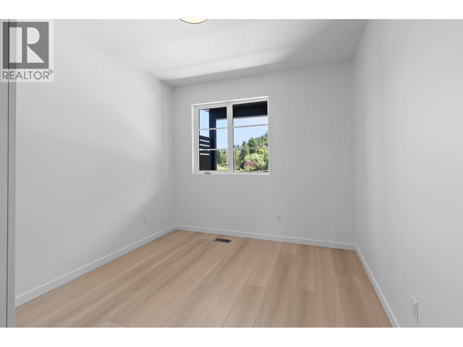 #1 9188 Tronson Road - 35