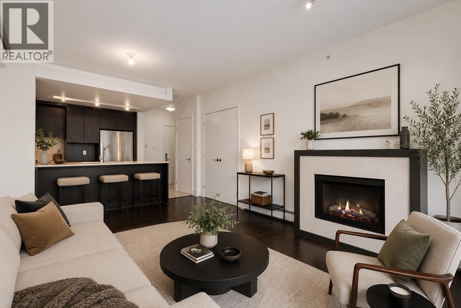 1208 1320 CHESTERFIELD AVENUE, North Vancouver