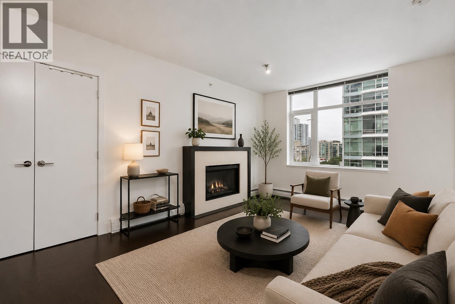 1208 1320 CHESTERFIELD AVENUE, North Vancouver