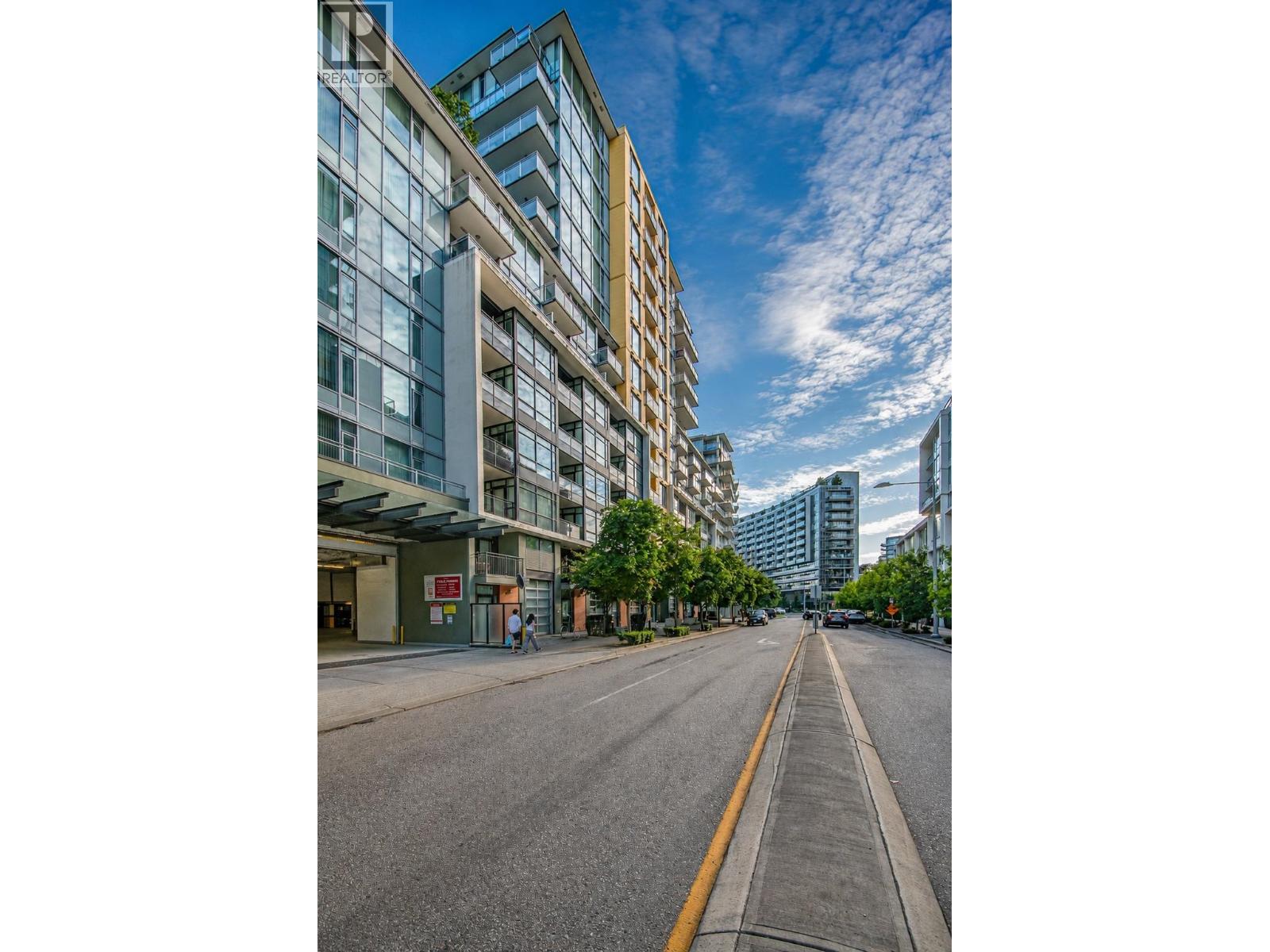 #812-8688 HAZELBRIDGE Way, Richmond