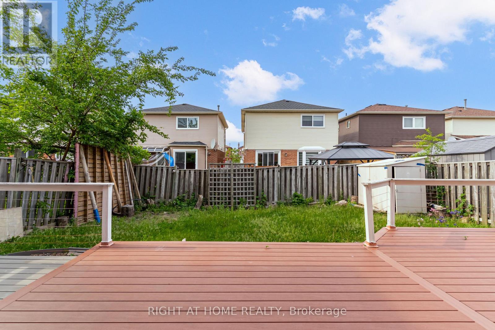 54 WOODSIDE COURT - 39