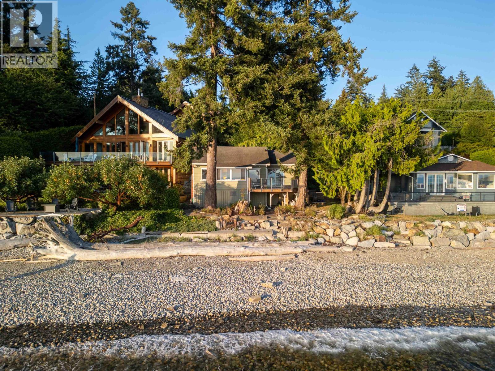4861 SUNSHINE COAST HIGHWAY, Sechelt