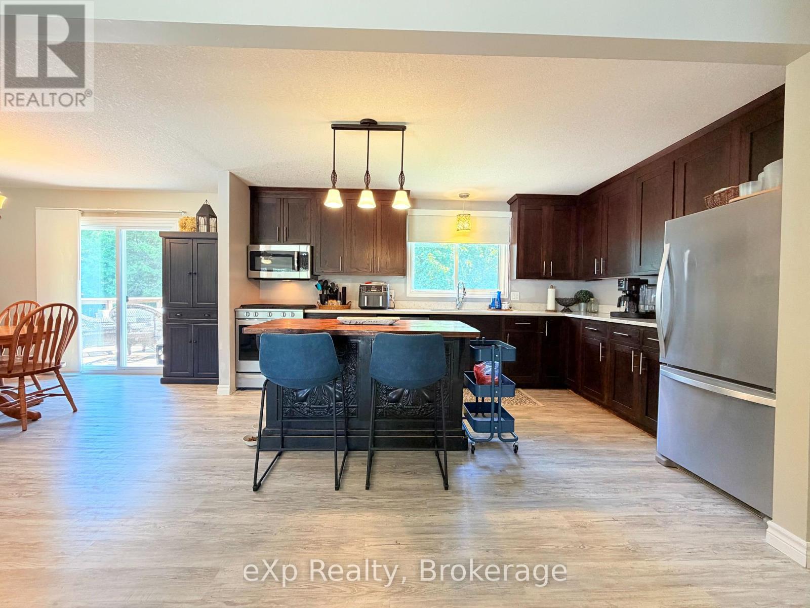 160 WESTFALL CRESCENT - 5