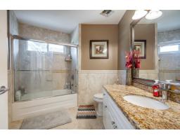 18656 64a Avenue, Surrey, BC V3S8X3 Photo 8