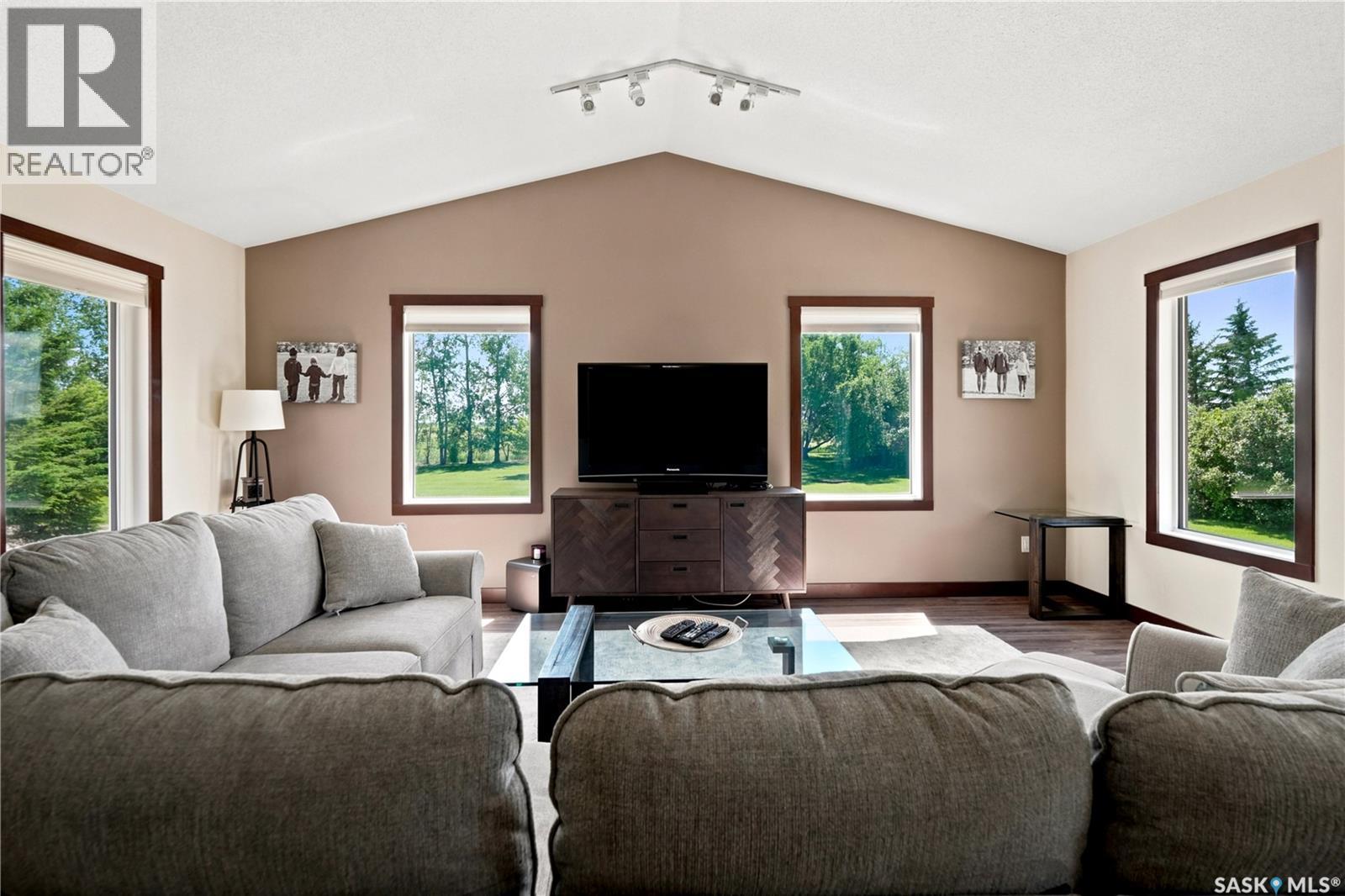Douglas Acreage at White City — photo 34