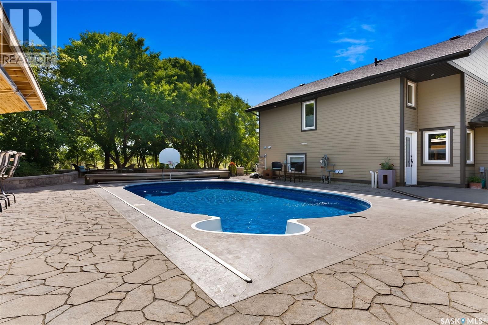 Douglas Acreage at White City - 71