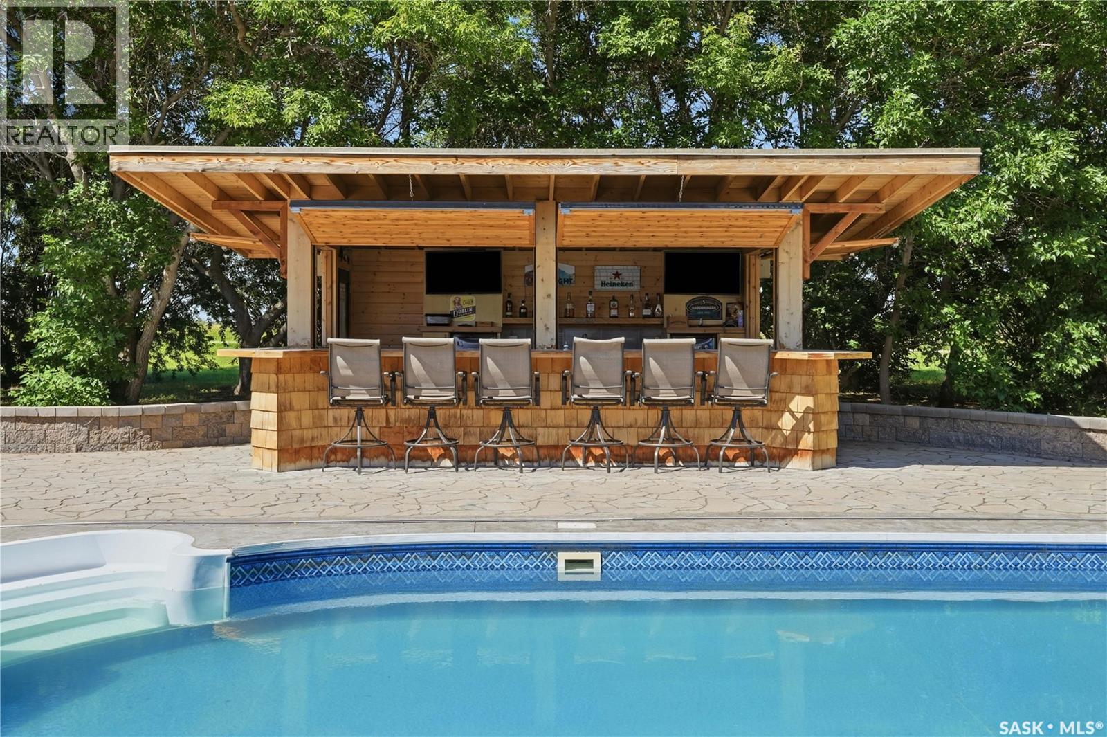 Douglas Acreage at White City - 76