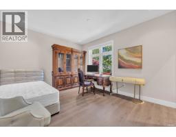 1360 Ottaburn Road, West Vancouver, BC V7S2K1 Photo 16