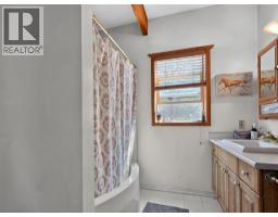 4189 Mickey Frontage Road, Cache Creek, BC V0K1H1 Photo 27
