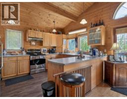 4pc Bathroom - 4189 Mickey Frontage Road, Cache Creek, BC V0K1H1 Photo 13