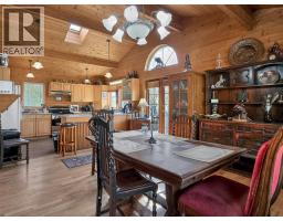 Kitchen - 4189 Mickey Frontage Road, Cache Creek, BC V0K1H1 Photo 10