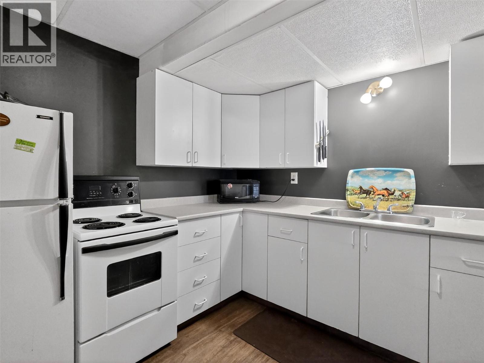 4189 MICKEY FRONTAGE Road - 34