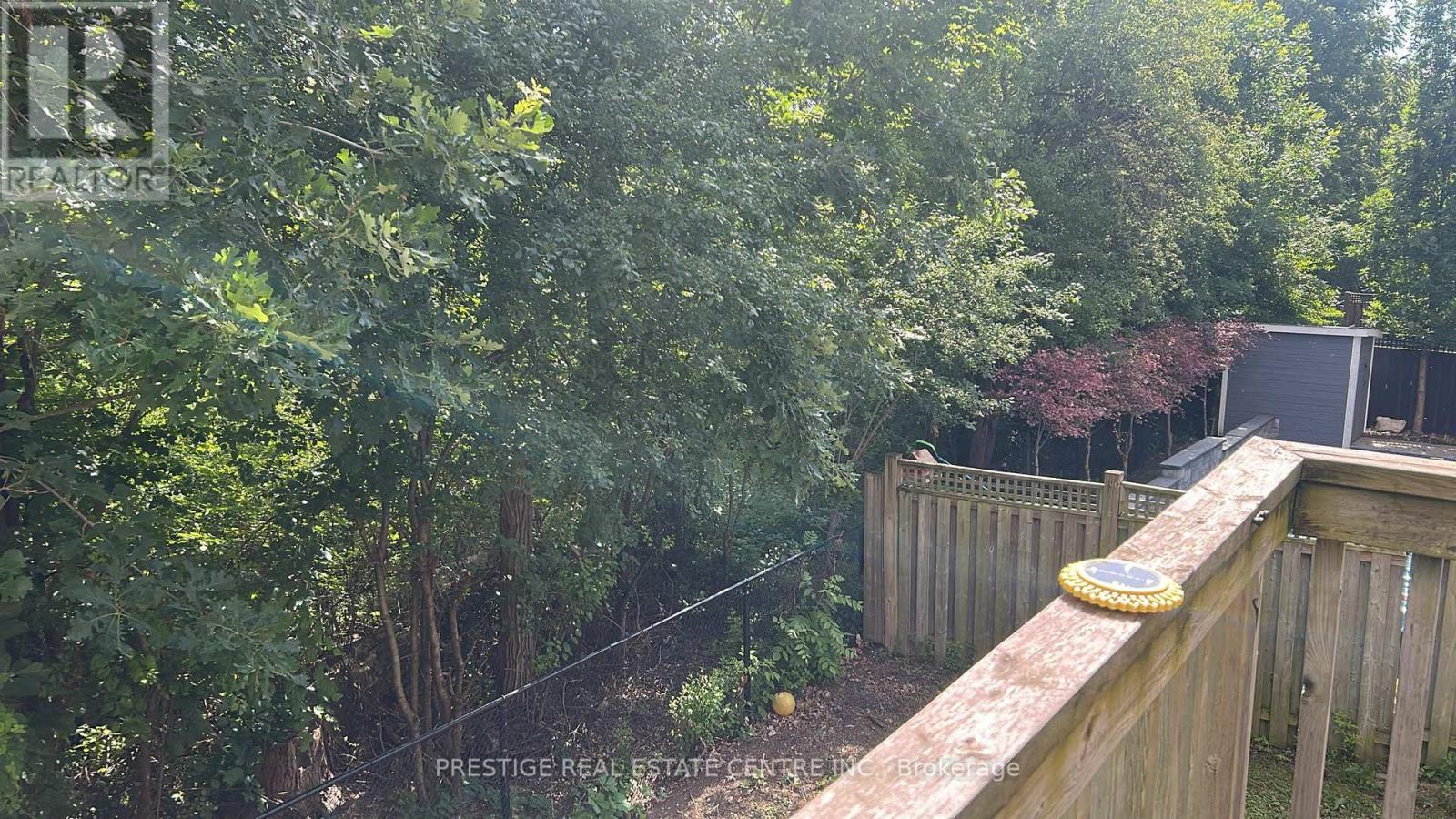 1527 STEWART CRESCENT - 3