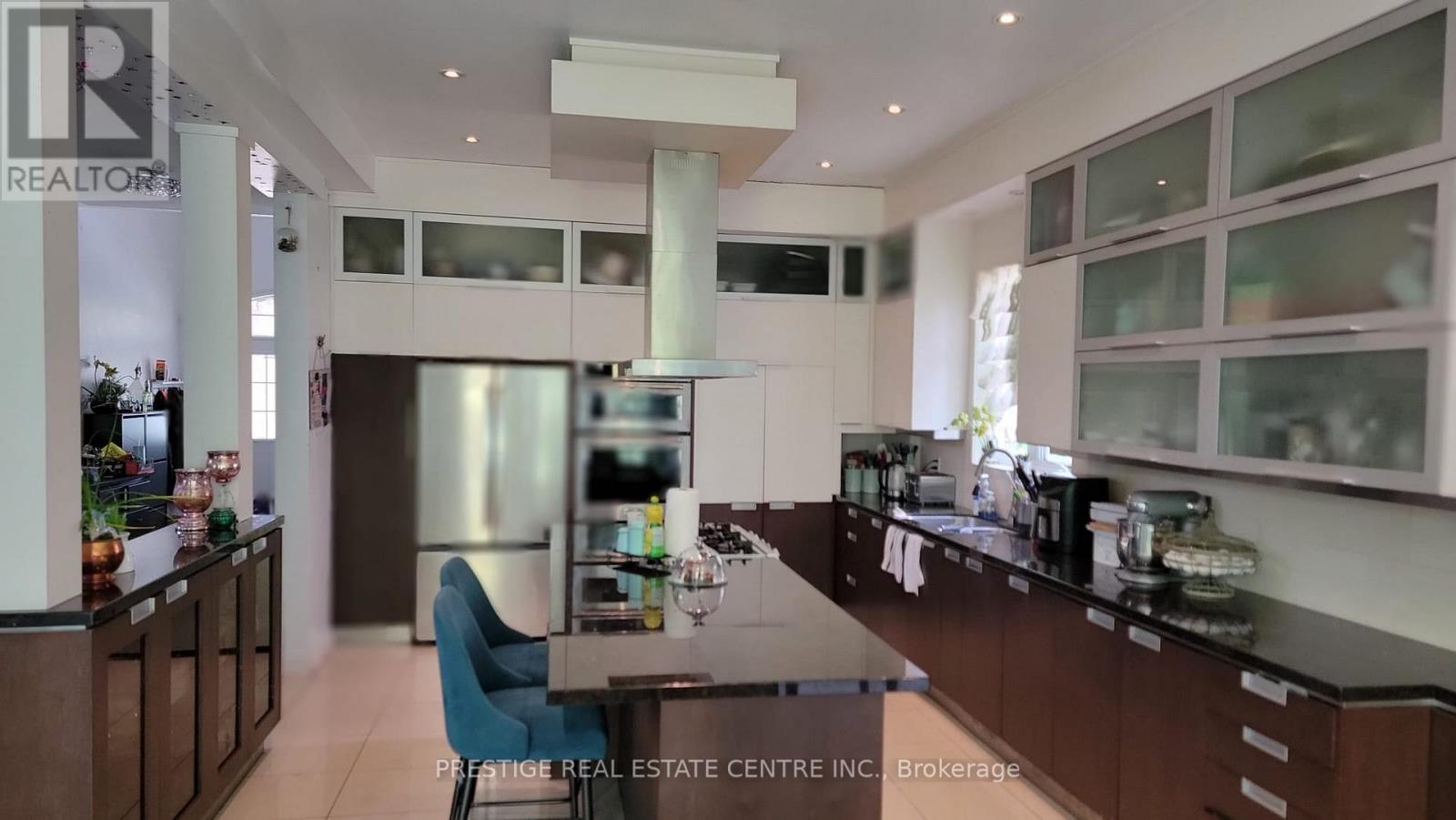 1527 STEWART CRESCENT - 9