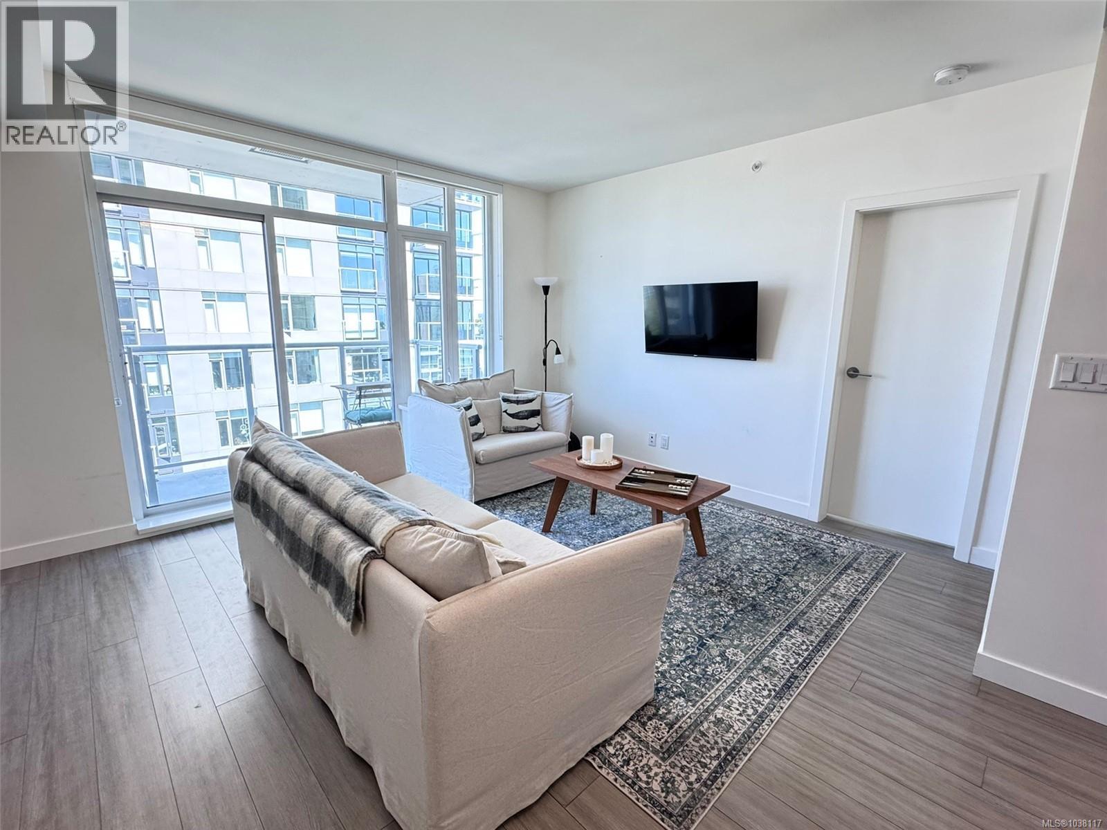 #1204 848 Yates St - 3