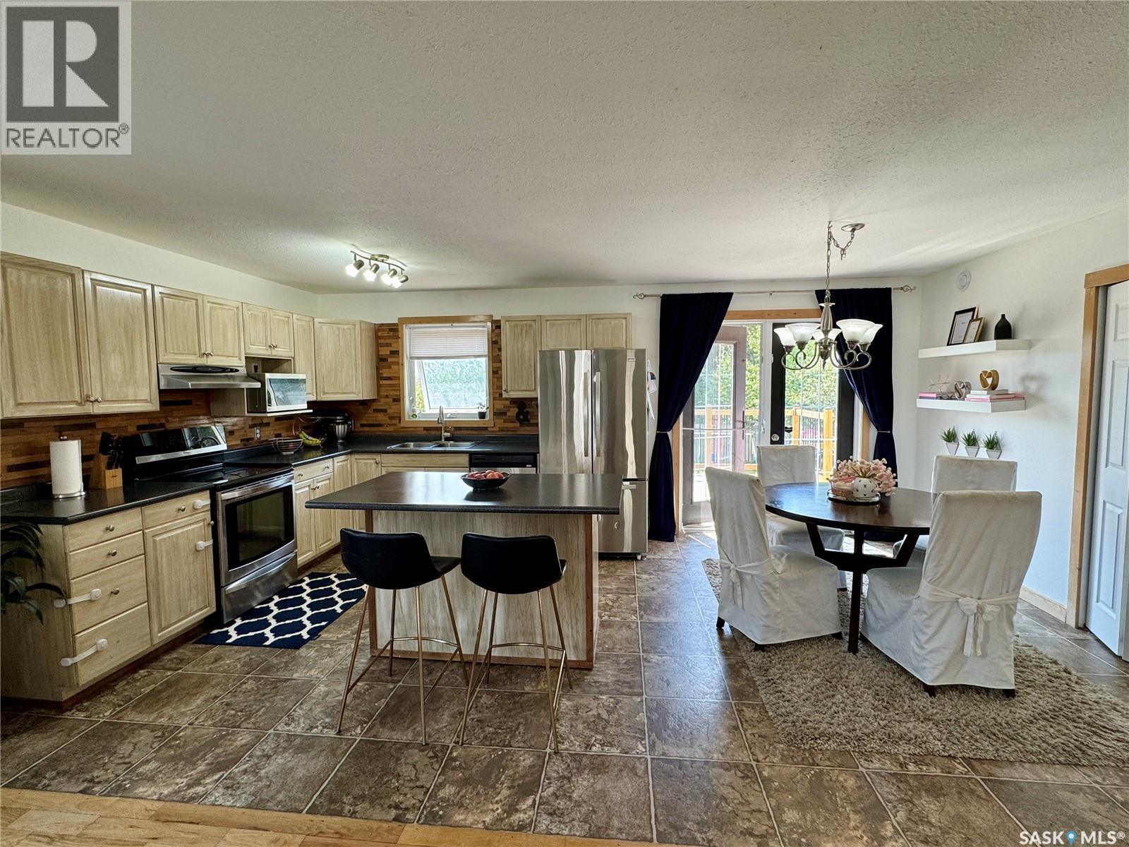 908 Thompson CRESCENT - 12