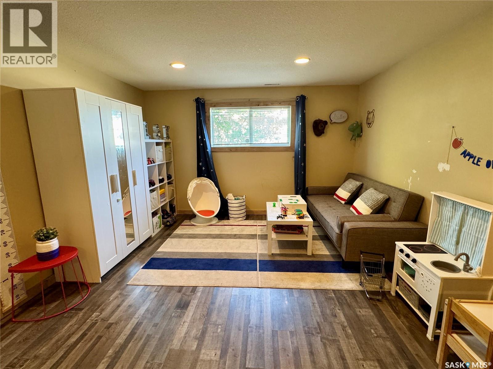908 Thompson CRESCENT - 25