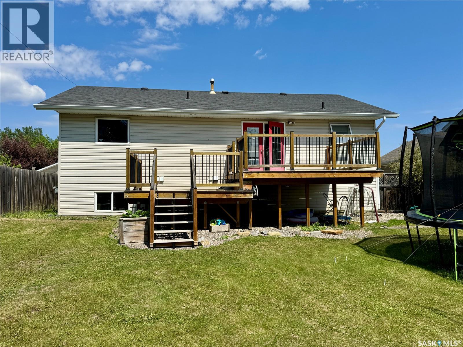 908 Thompson CRESCENT - 38