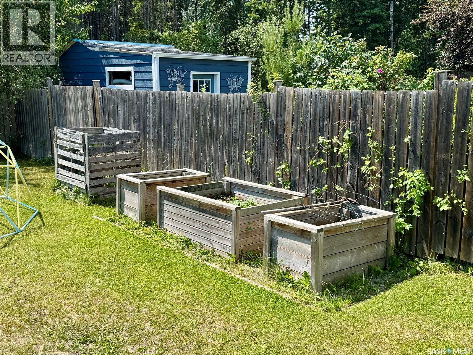 908 Thompson CRESCENT - 43