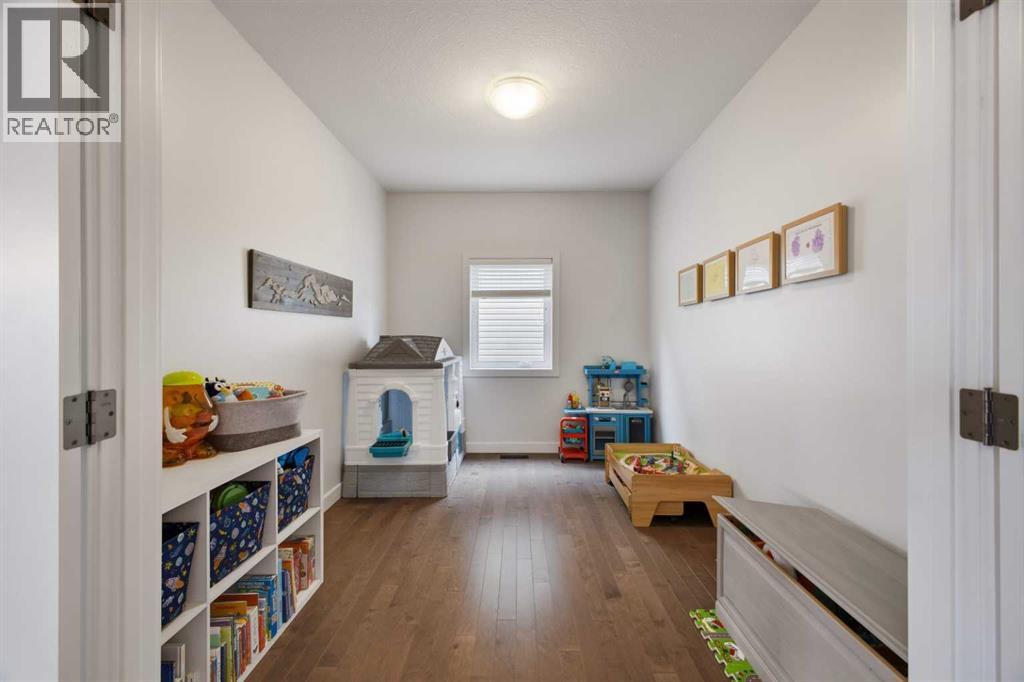 10 Viceroy Crescent - 23