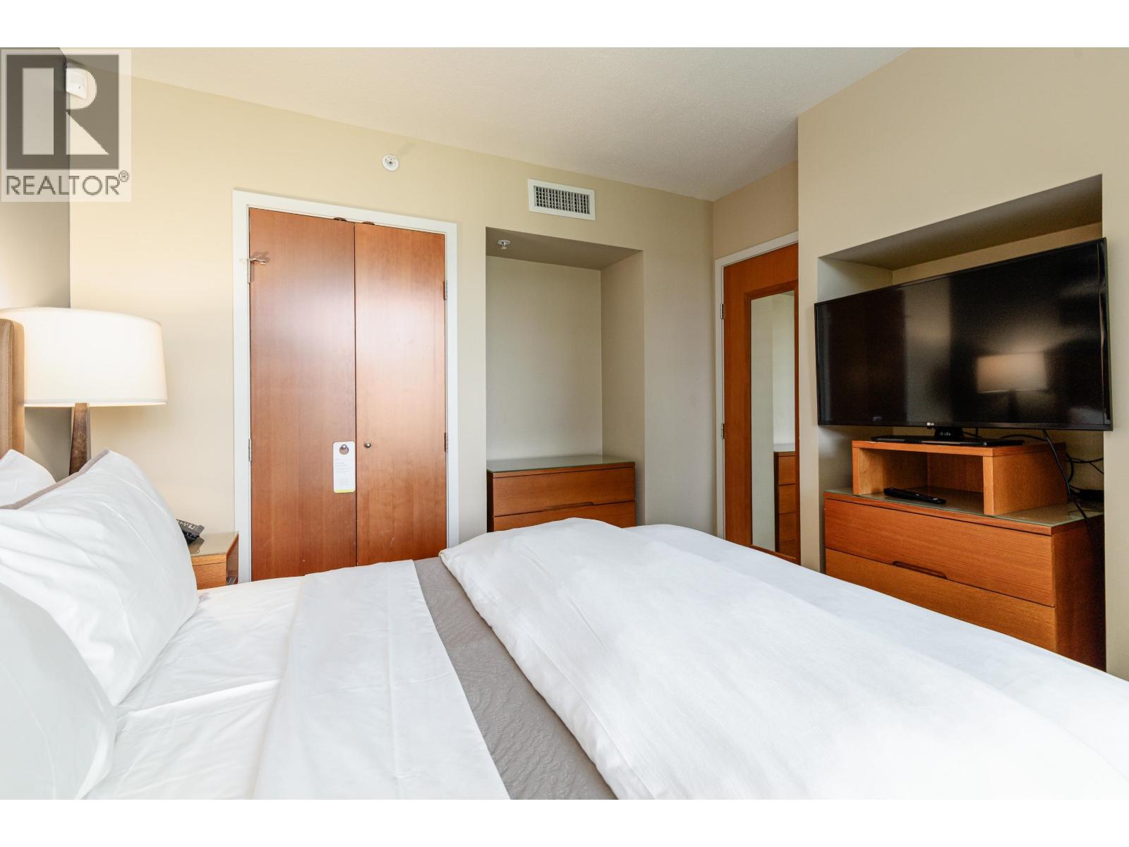 487 4090 WHISTLER WAY, Whistler