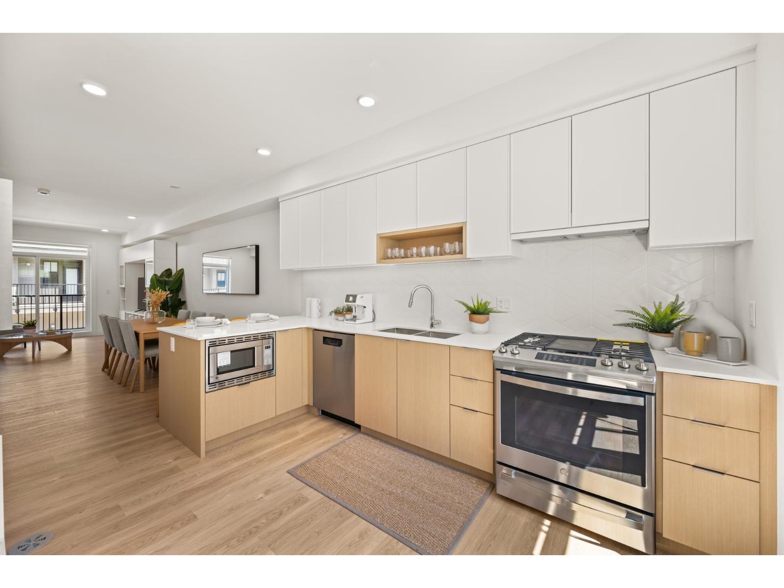 129 2350 165 STREET, Surrey