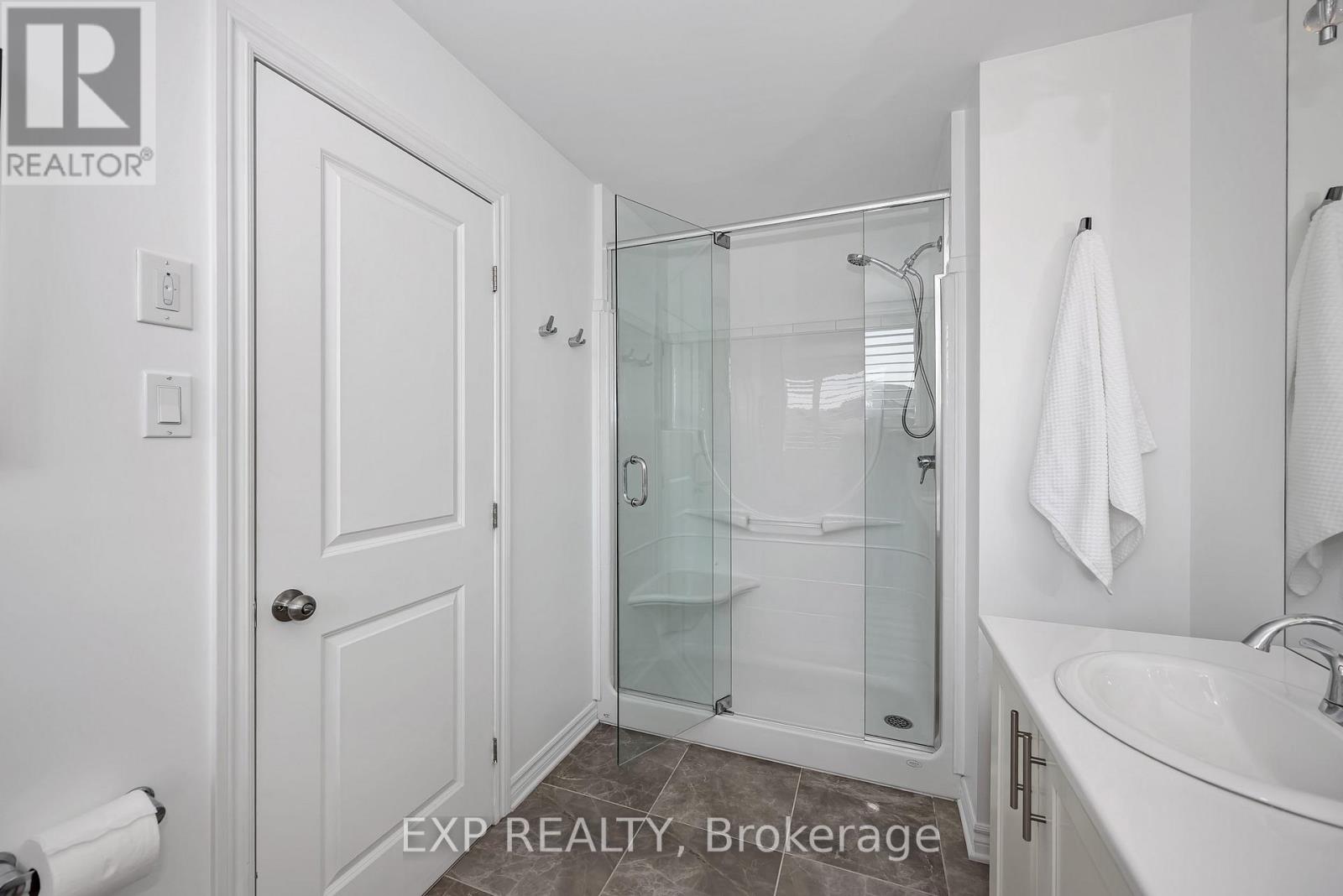 2 Bed, 4 Bath House for Sale in Ottawa – 178 MATTINGLY WAY, Ottawa – MLS# X13535546 - Image 20