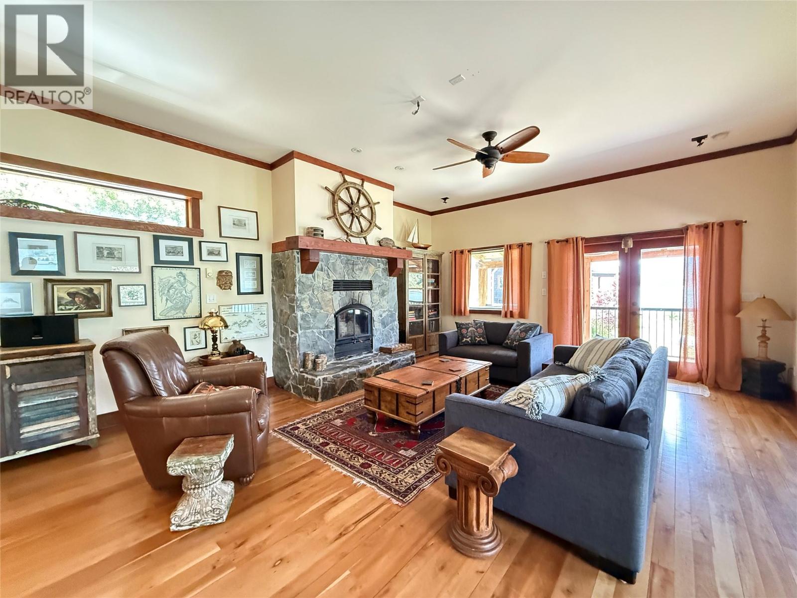 113 Kootenay Lake Road - 10