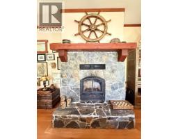 113 Kootenay Lake Road, Procter, BC V0G1V0 Photo 11