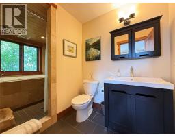 113 Kootenay Lake Road, Procter, BC V0G1V0 Photo 29