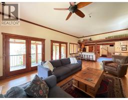 113 Kootenay Lake Road, Procter, BC V0G1V0 Photo 12