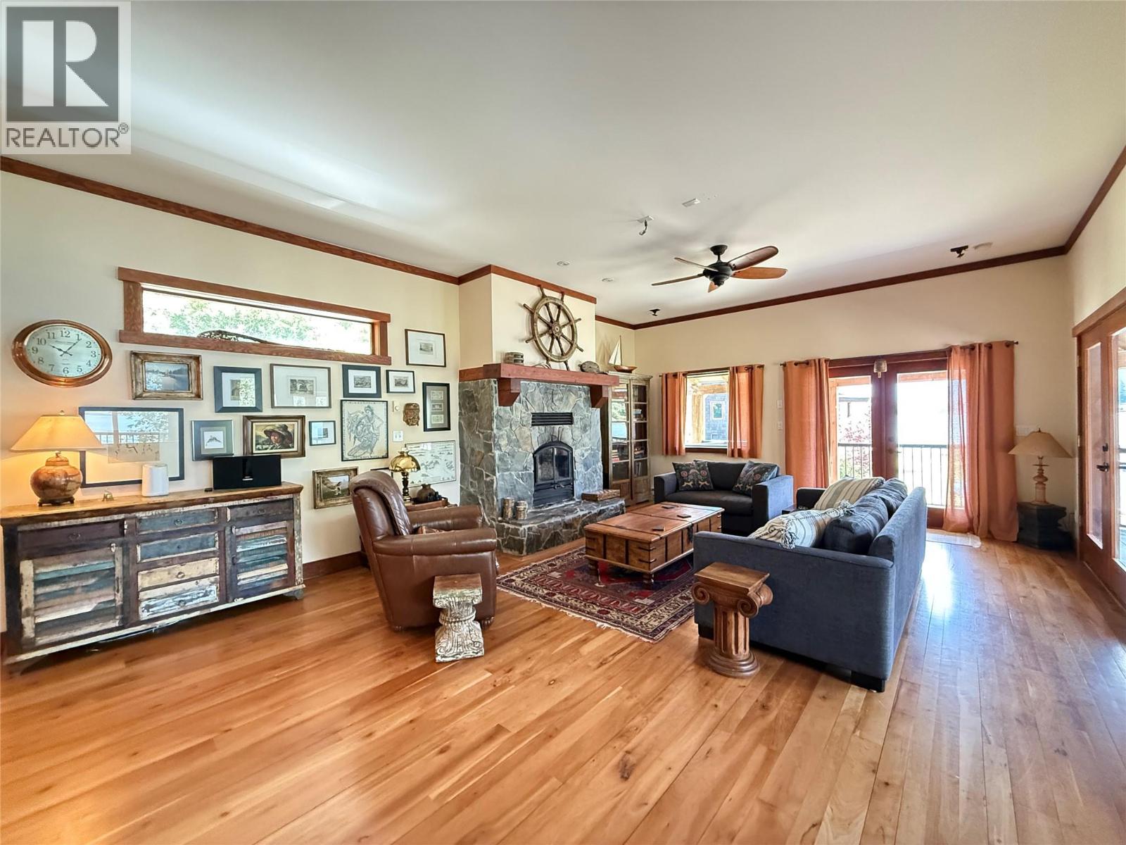 113 Kootenay Lake Road - 14
