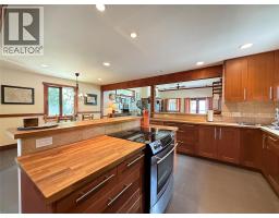 113 Kootenay Lake Road, Procter, BC V0G1V0 Photo 24