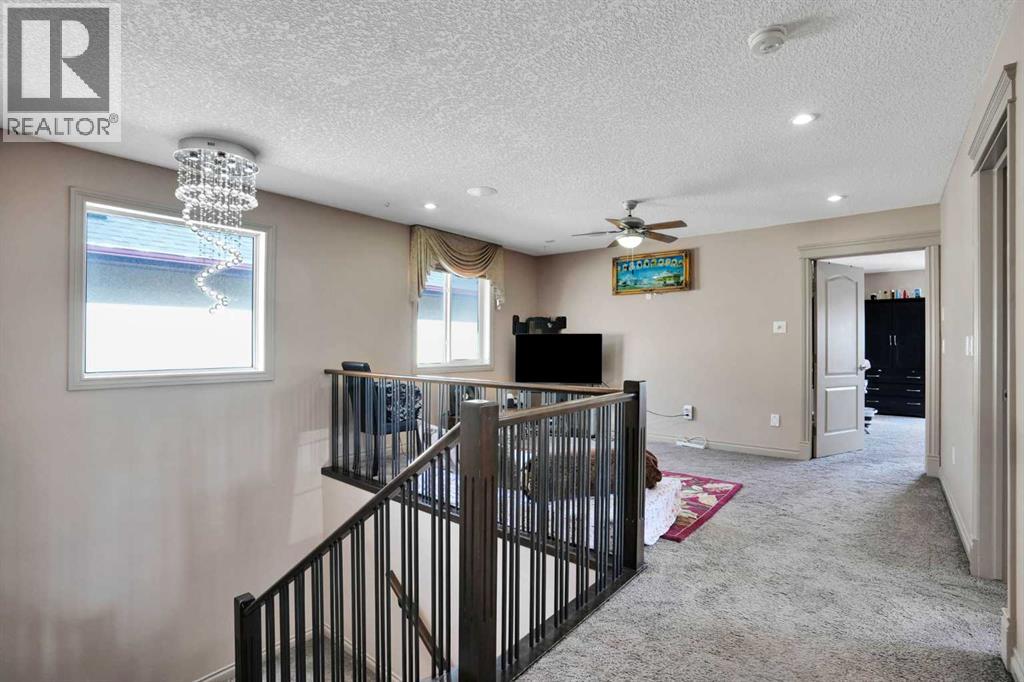 332 Saddlemont Boulevard NE - 20