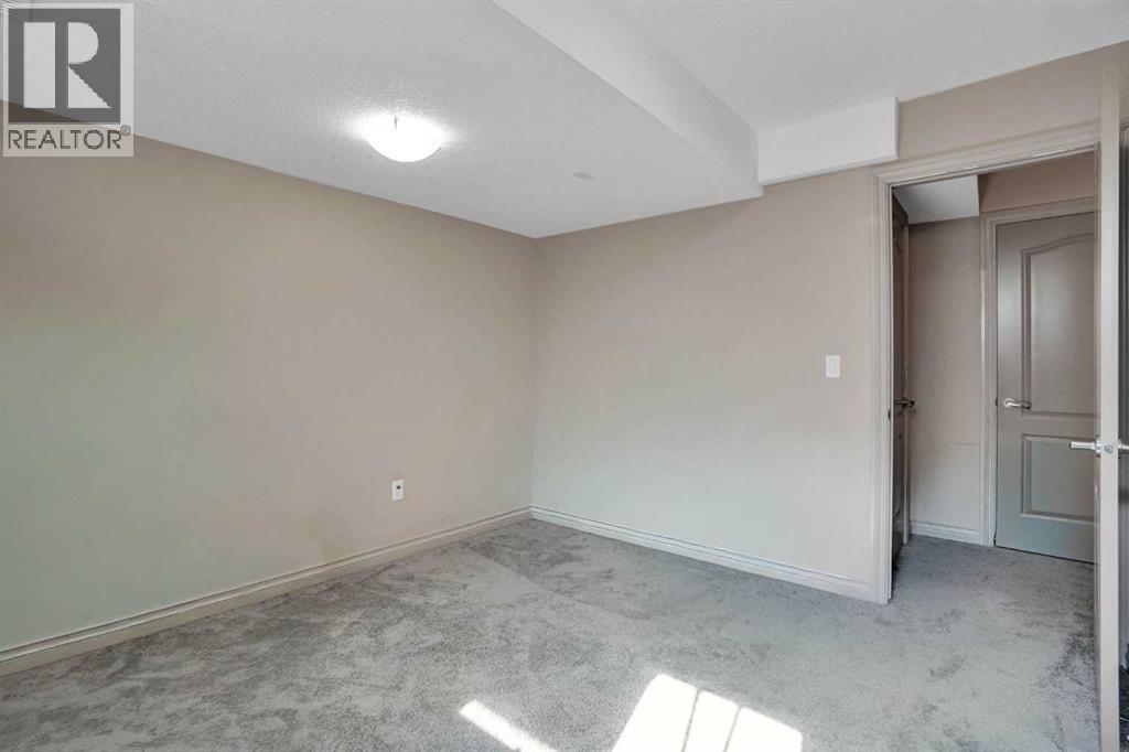 332 Saddlemont Boulevard NE - 33