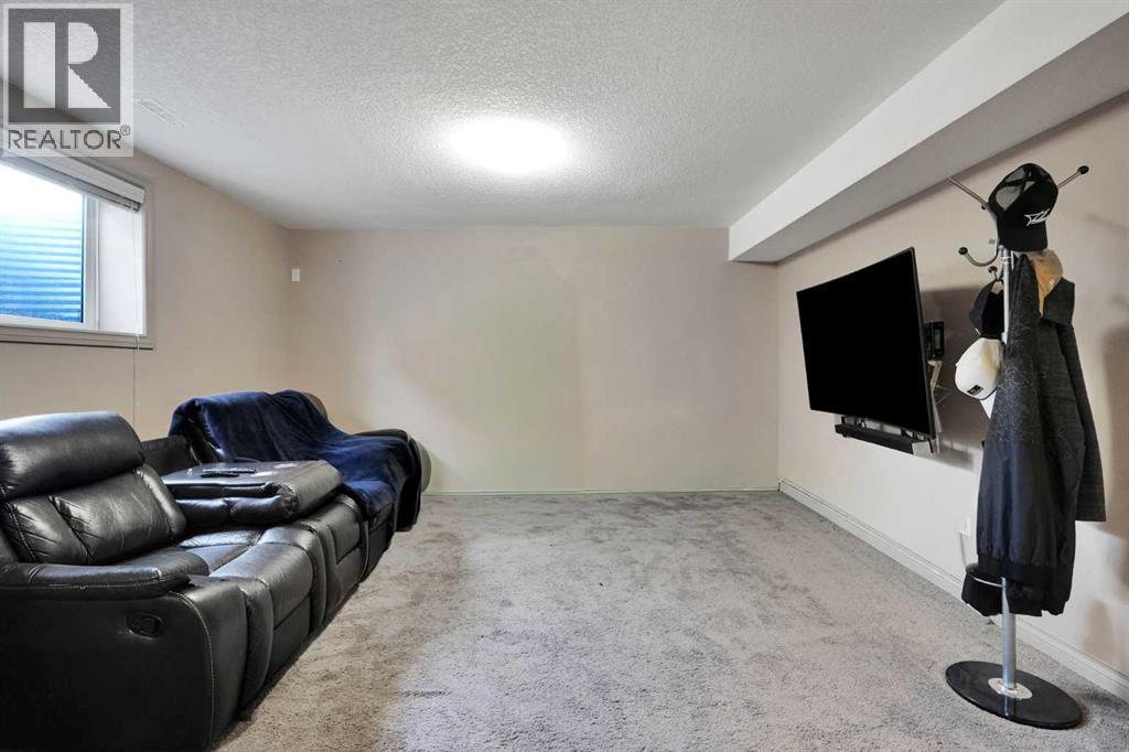 332 Saddlemont Boulevard NE - 41