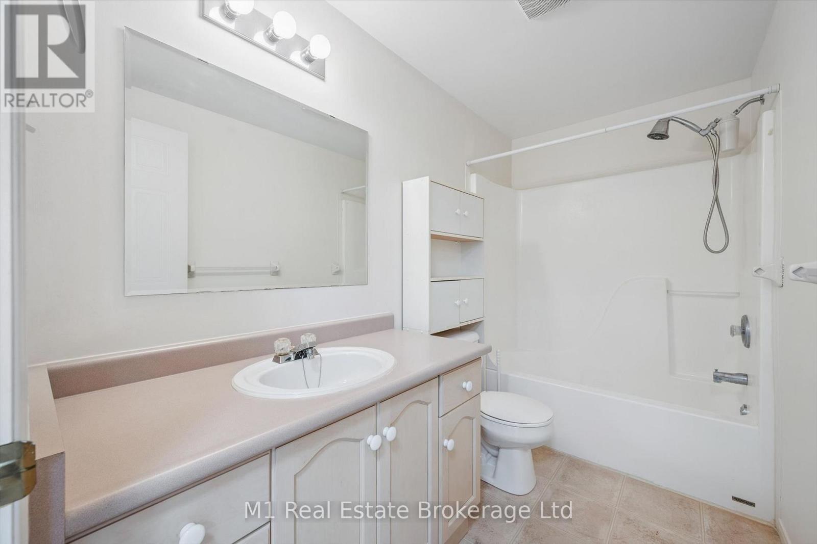 #55 426 GRANGE ROAD - 18