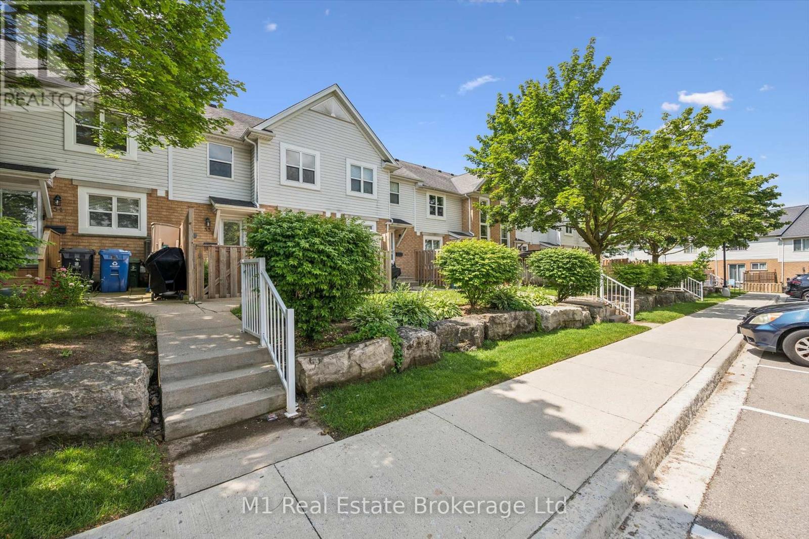 #55 426 GRANGE ROAD - 28