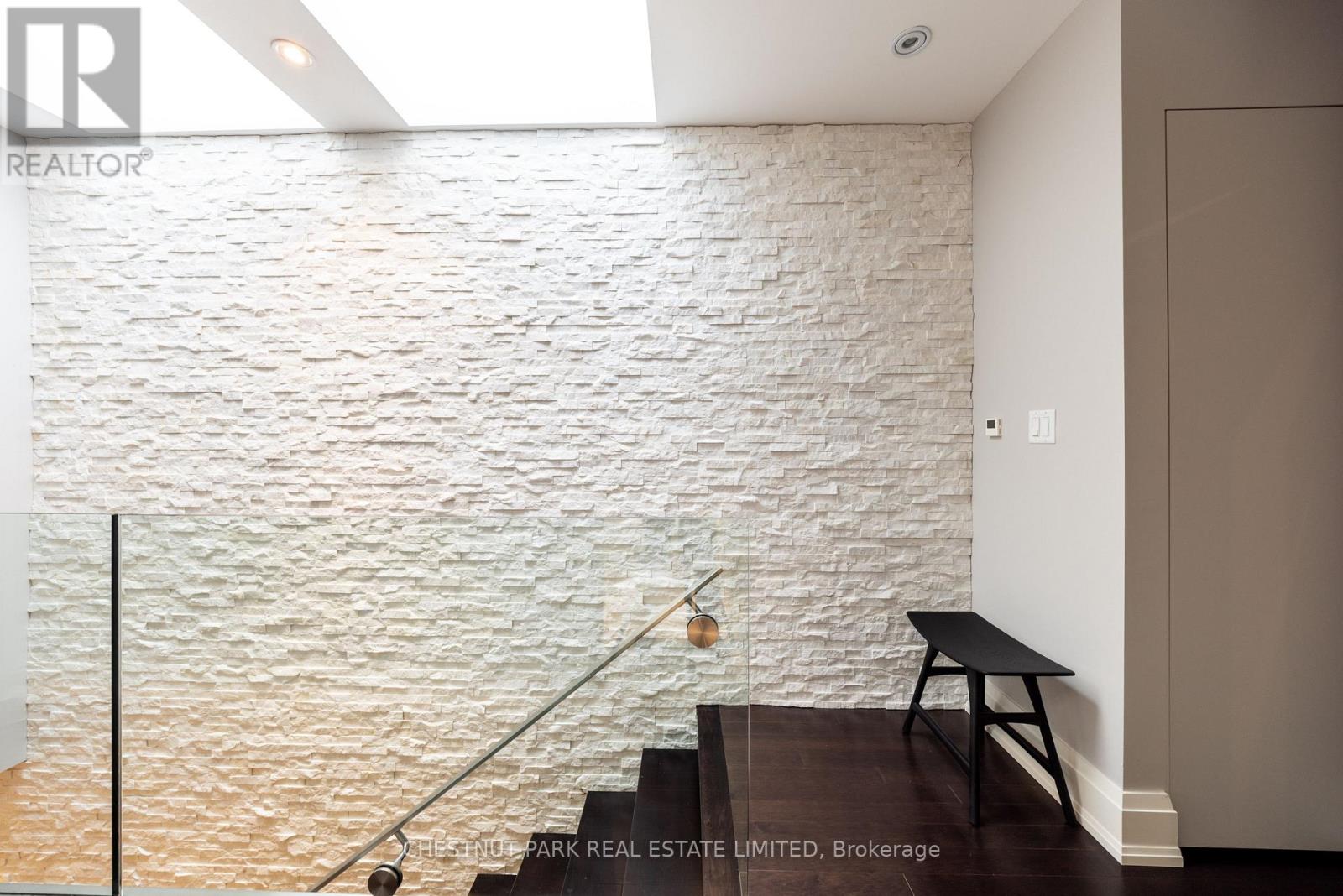 70 SUMMERHILL GARDENS - 19