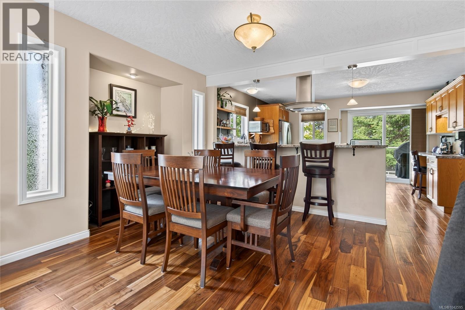 2139 Stirling Pl, Courtenay