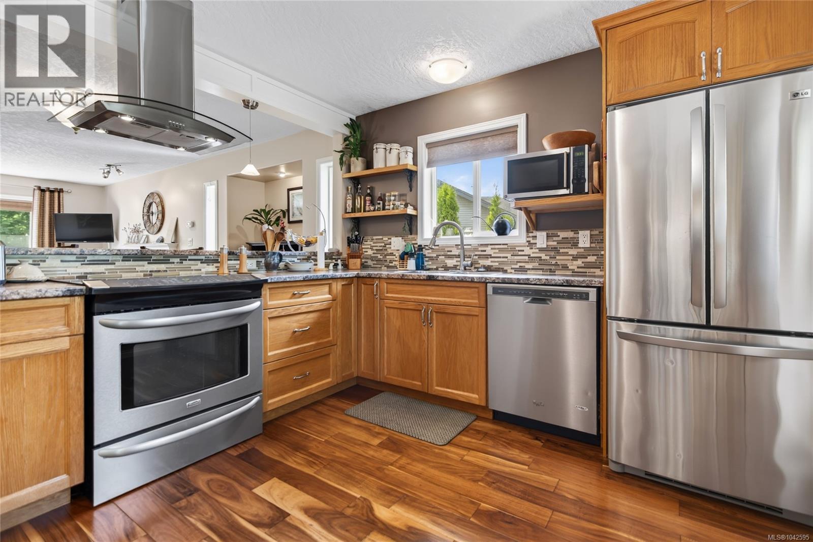 2139 Stirling Pl, Courtenay