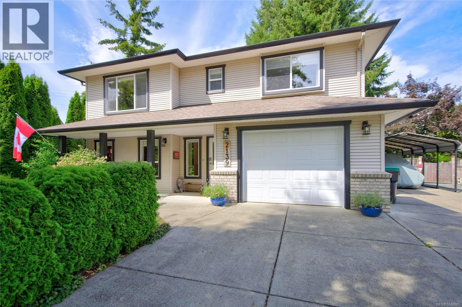 2139 Stirling Pl, Courtenay