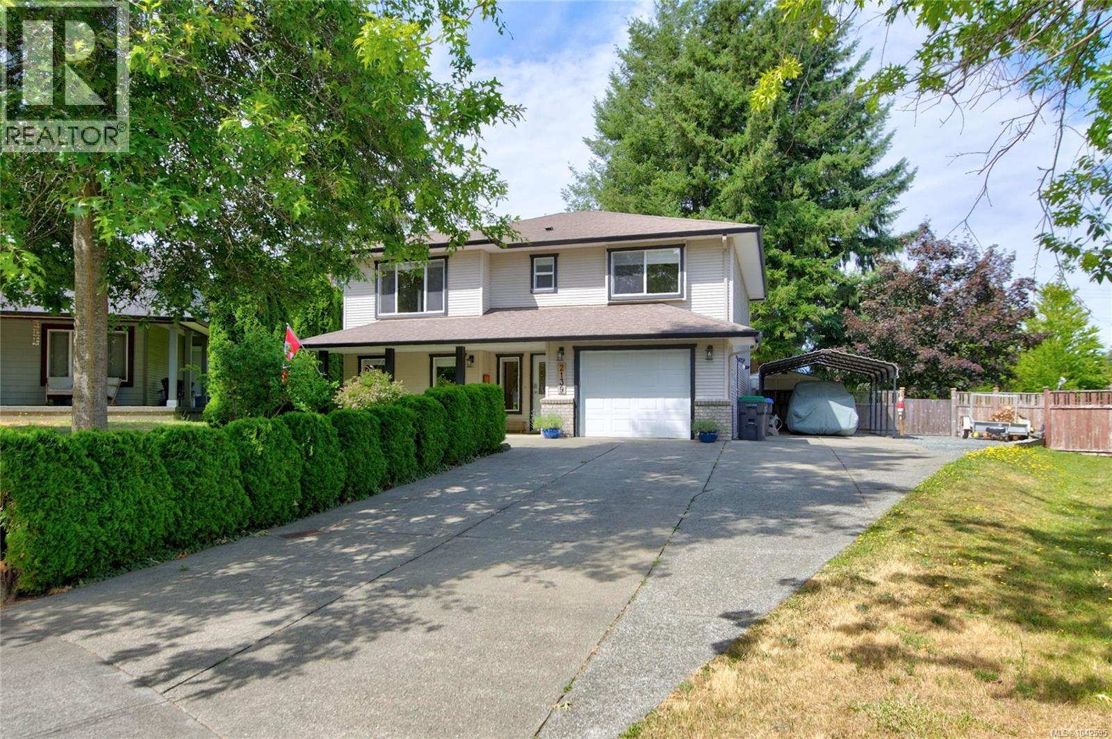 2139 Stirling Pl, Courtenay