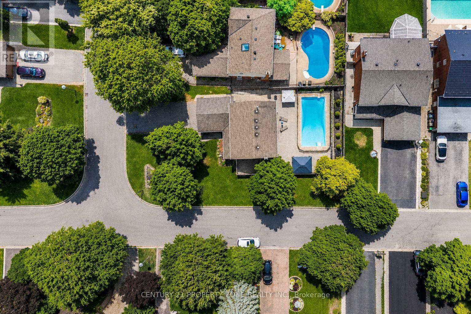 27 MADRID CRESCENT N - 37