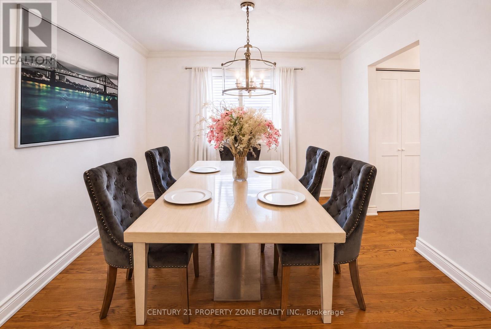 27 MADRID CRESCENT N - 9