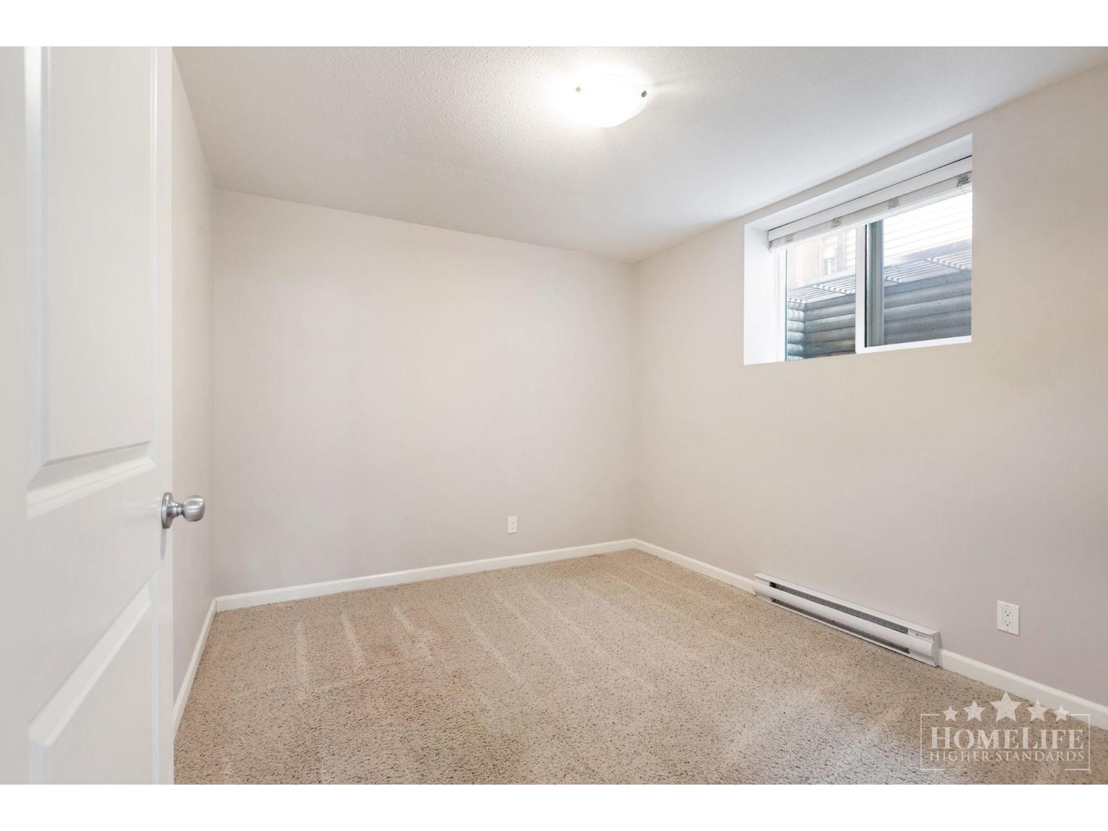 Basement 18864 68 AVENUE, Surrey