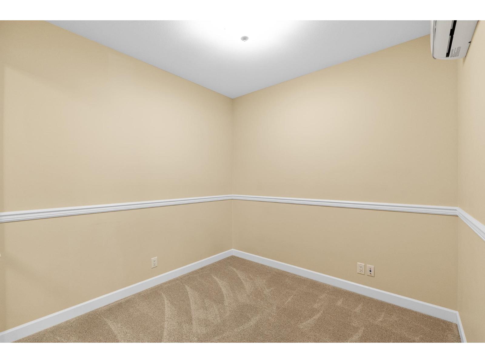 302 8561 203A STREET, Langley