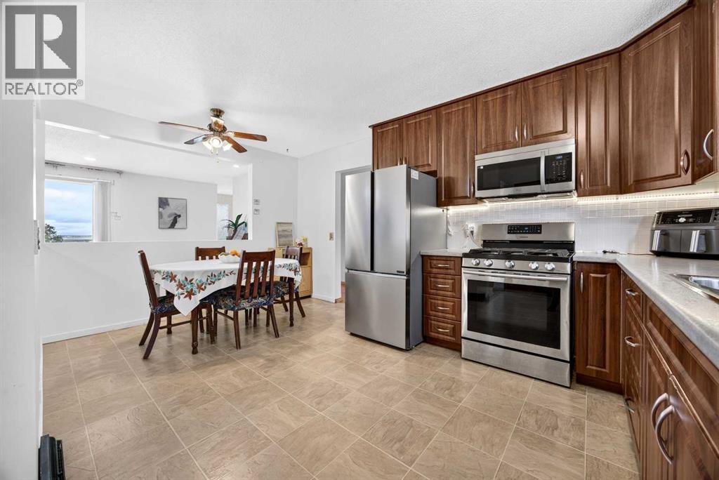 7035 Huntercrest Road NW - 14