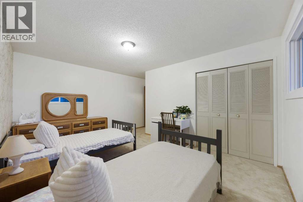 7035 Huntercrest Road NW - 18