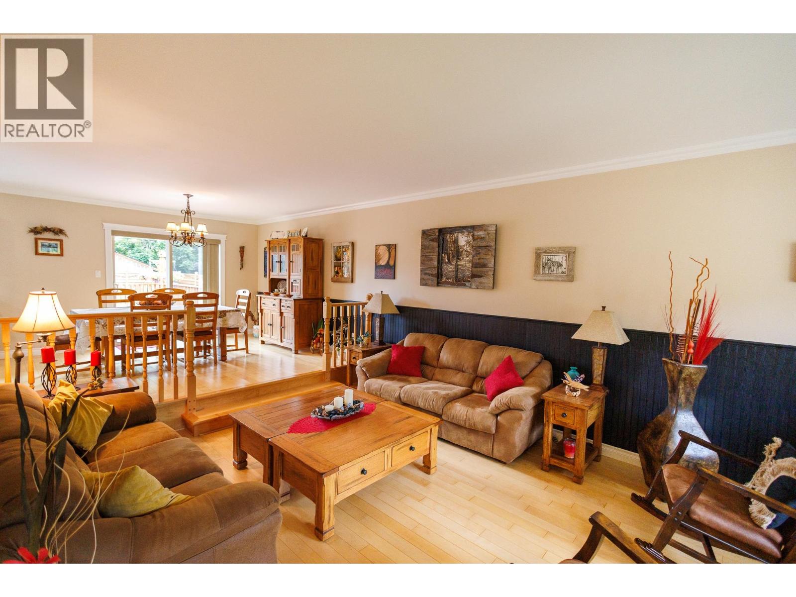 4028 MUNROE STREET - 4